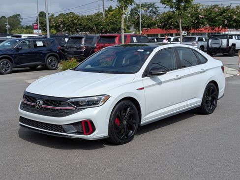 Used 2023 Volkswagen Jetta GLI Autobahn w/ GLI Black Package FWD image 7