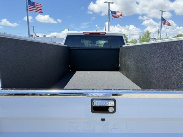 New 2026 GMC Sierra 2500 Pro w/ Convenience Package RWD image 4