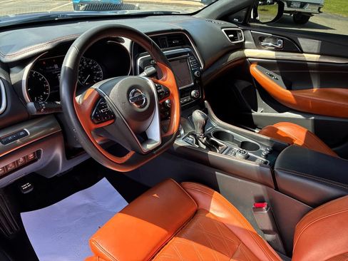 Used 2019 Nissan Maxima Platinum w/ Reserve Package FWD image 16