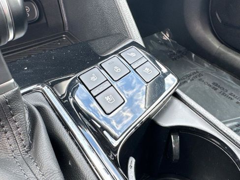 Used 2023 Kia Sportage SX image 28