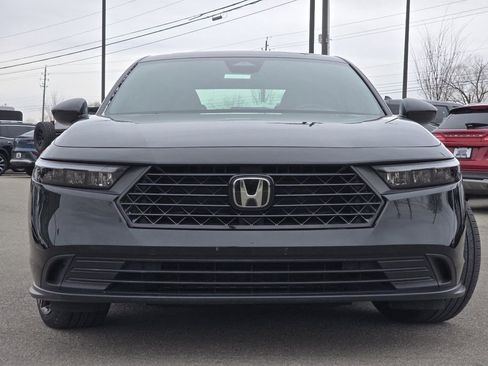 Used 2024 Honda Accord Sport image 11