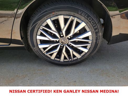 Certified 2025 Nissan Altima 2.5 SV FWD image 20