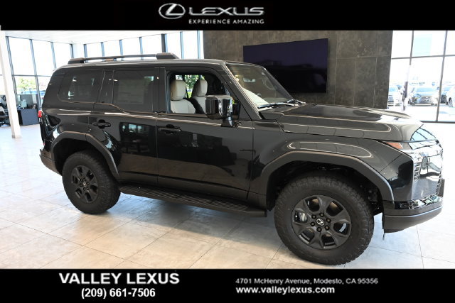 New 2026 Lexus GX 550 w/ Accessory Package (CT) AWD/4WD image 3