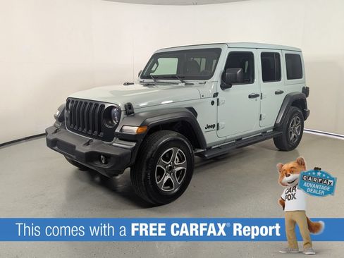 Used 2023 Jeep Wrangler Unlimited Sport w/ Sun And Sound Package AWD/4WD image 3