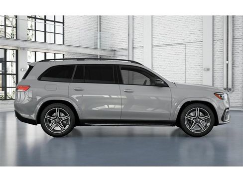 New 2025 Mercedes-Benz GLS 450 GLS 450 image 2