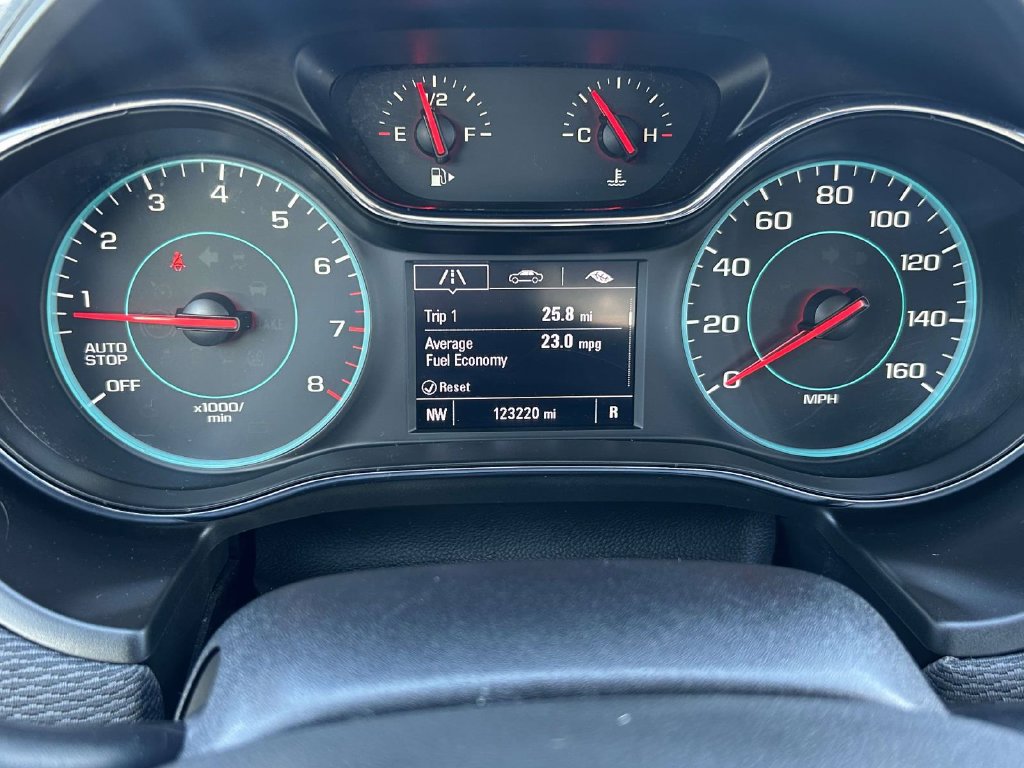 Used 2018 Chevrolet Cruze LS FWD image 26