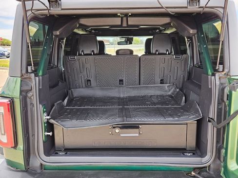 Used 2023 Ford Bronco Wildtrak image 6