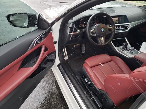 Used 2023 BMW 430i xDrive Coupe w/ M Sport Package image 8