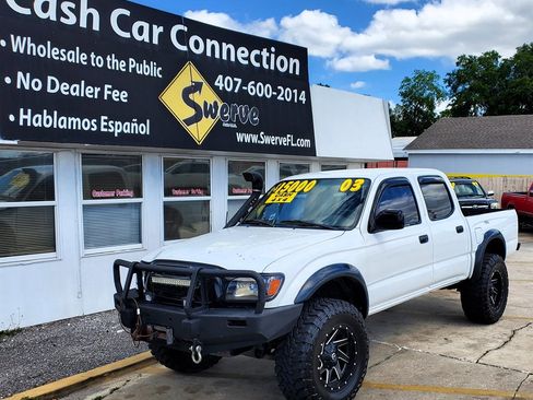 Used 2003 Toyota Tacoma w/ SR5 Package image 10