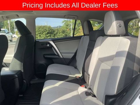 Used 2017 Toyota RAV4 XLE w/ Convenience Package AWD/4WD image 17
