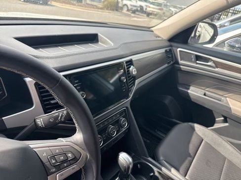 Used 2023 Volkswagen Atlas SE w/ Panoramic Sunroof Package image 20