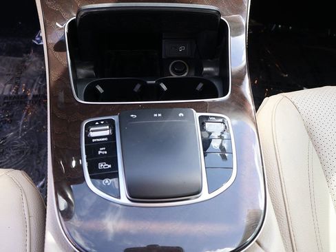 Used 2021 Mercedes-Benz E 350 Sedan w/ Premium Package image 57