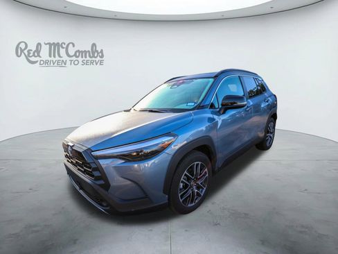 Used 2026 Toyota Corolla Cross XLE w/ Convenience Package FWD image 1