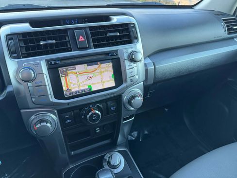 Used 2017 Toyota 4Runner SR5 Premium image 35