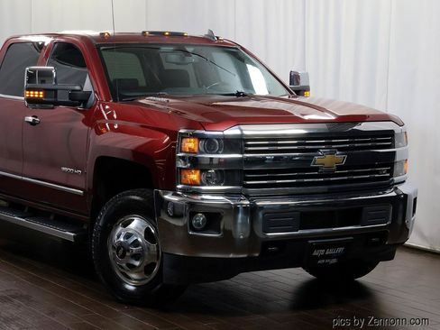 Used 2015 Chevrolet Silverado 3500 LTZ w/ Duramax Plus Package AWD/4WD image 2
