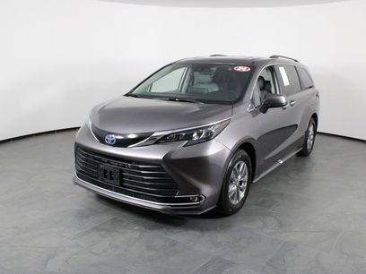 Used 2024 Toyota Sienna XLE