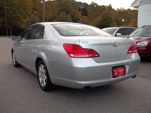 Used 2006 Toyota Avalon XL image 3