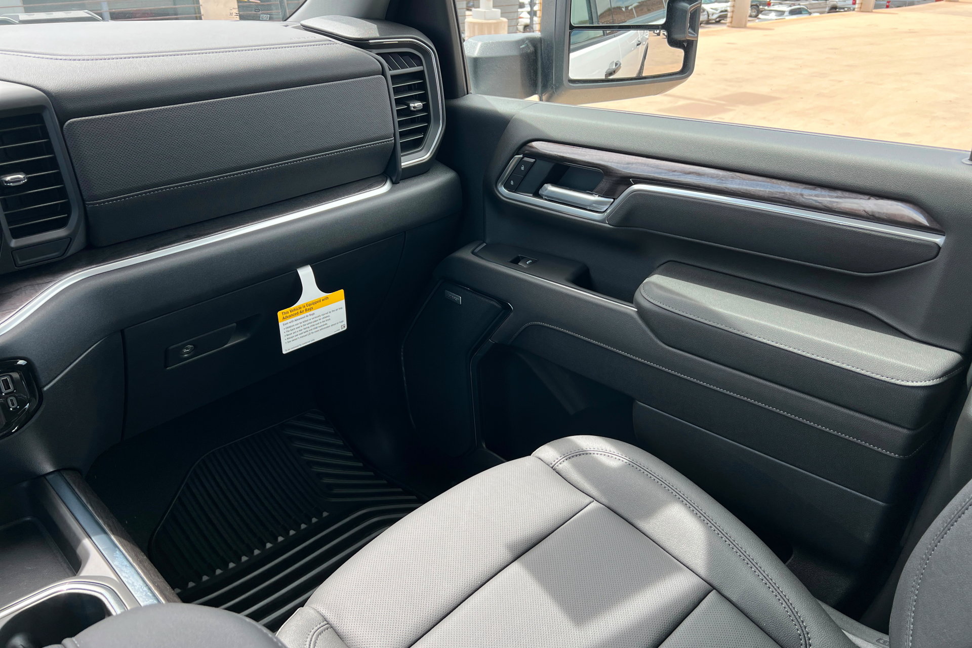 New 2026 Chevrolet Silverado 2500 LTZ w/ LTZ Plus Package AWD/4WD image 11