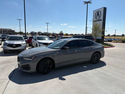 Used 2024 Acura TLX w/ A-SPEC Package AWD/4WD image 4