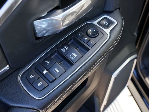 Used 2019 RAM 3500 Laramie image 16