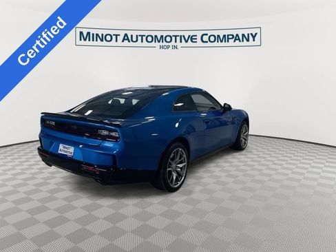 Used 2026 Dodge Charger Scat Pack w/ Wheel & Tire Package AWD/4WD image 9