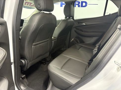 Used 2024 Buick Encore GX Sport Touring image 12
