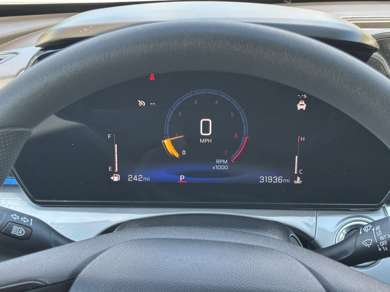 Used 2025 Chevrolet Trax LT FWD image 36