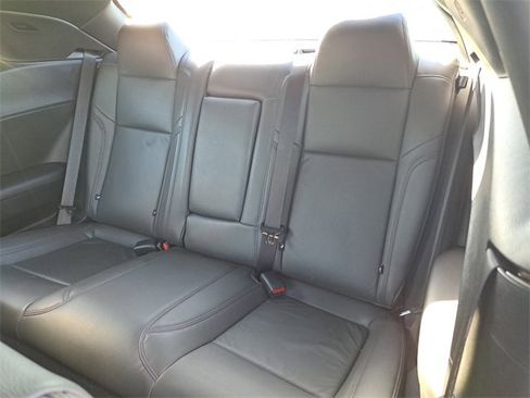 Used 2020 Dodge Challenger SXT w/ Driver Convenience Group image 17