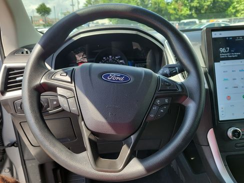 Used 2024 Ford Edge SE w/ Black Appearance Package AWD/4WD image 20