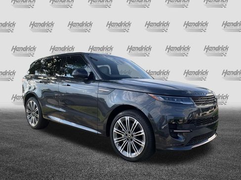 Used 2025 Land Rover Range Rover Sport Dynamic SE AWD/4WD image 2