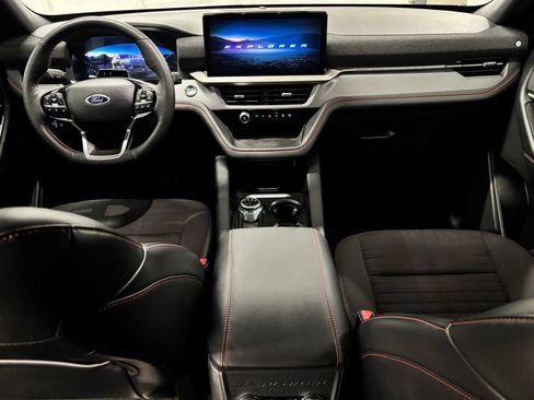 Used 2025 Ford Explorer ST-Line RWD image 12