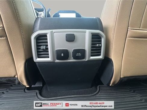 Used 2022 Ford F250 Lariat w/ Lariat Ultimate Package image 13