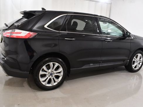 Used 2022 Ford Edge Titanium AWD/4WD image 11