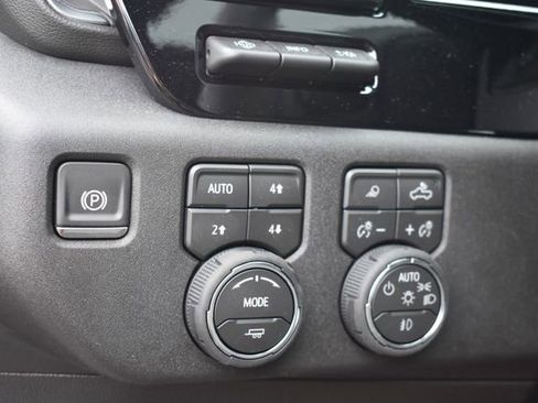 New 2026 Chevrolet Silverado 3500 High Country w/ Technology Package AWD/4WD image 29