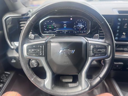 Used 2022 Chevrolet Silverado 1500 LT Trail Boss w/ Protection Package AWD/4WD image 10
