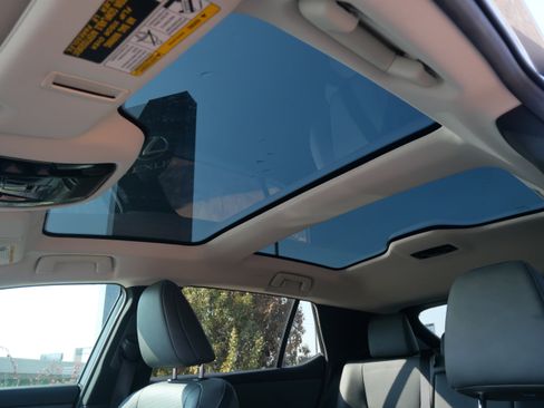 Certified 2023 Lexus RZ 450e Premium image 10