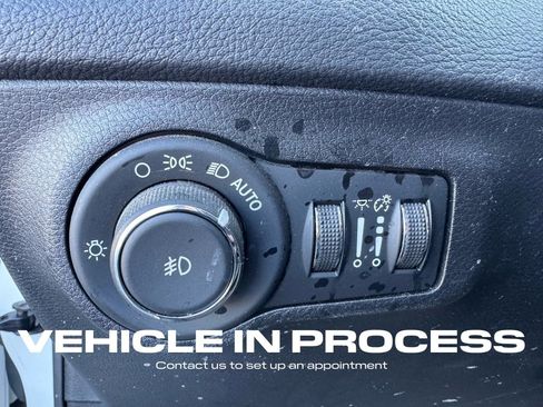 Used 2019 Jeep Compass Limited image 18