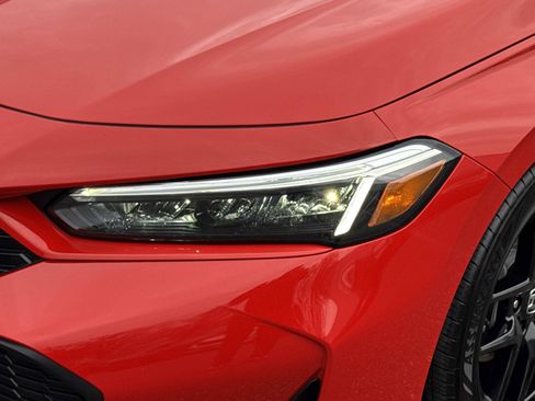 Certified 2025 Honda Civic Sport image 29