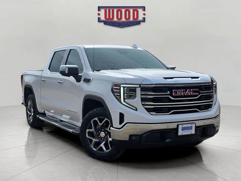 Used 2024 GMC Sierra 1500 SLT w/ SLT Premium Plus Package AWD/4WD image 1