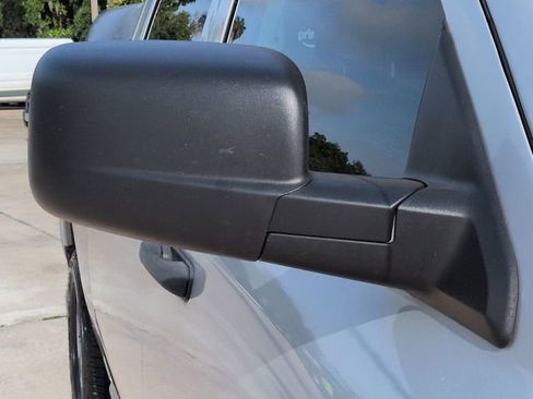 Used 2019 RAM 1500 Express AWD/4WD image 12