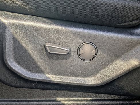 Used 2021 Ford Expedition XLT w/ Cargo Package image 19