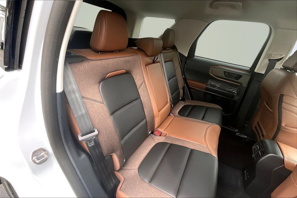 New 2026 Ford Bronco Sport Outer Banks AWD/4WD image 10