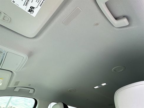 New 2026 GMC Acadia Denali w/ Super Cruise Package image 11