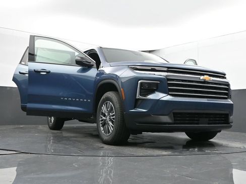 New 2026 Chevrolet Traverse LT w/ LPO, Floor Liner Package image 66