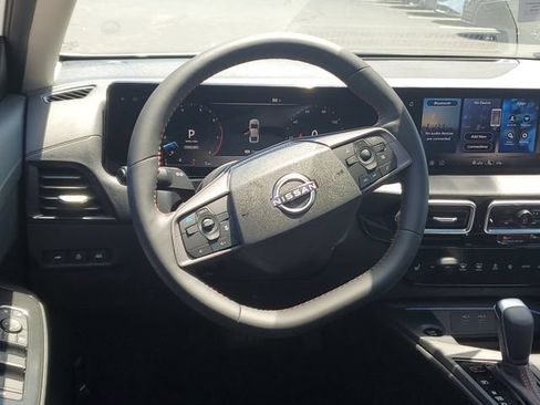 New 2026 Nissan Sentra SR w/ SR Premium Package FWD image 16