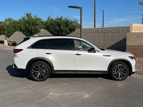 Used 2025 MAZDA CX-70 Plug-In Hybrid w/ Premium Pkg image 5