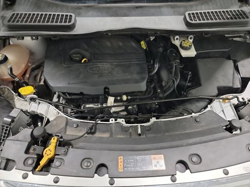 Used 2017 Ford Escape SE w/ Equipment Group 201A FWD image 25
