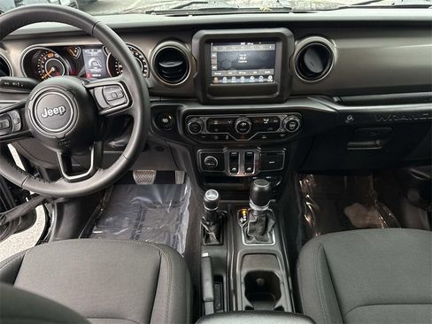 Used 2023 Jeep Wrangler Sport S image 2