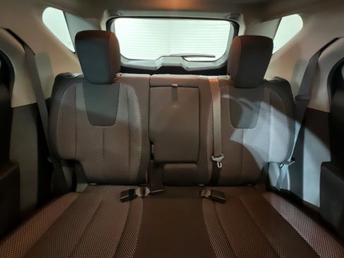 Used 2015 Chevrolet Equinox LT w/ Driver Convenience Package FWD image 26