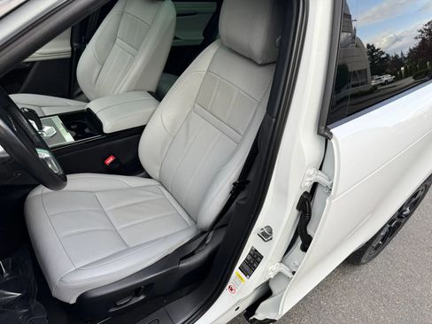 Used 2020 Land Rover Range Rover Evoque S AWD/4WD image 24